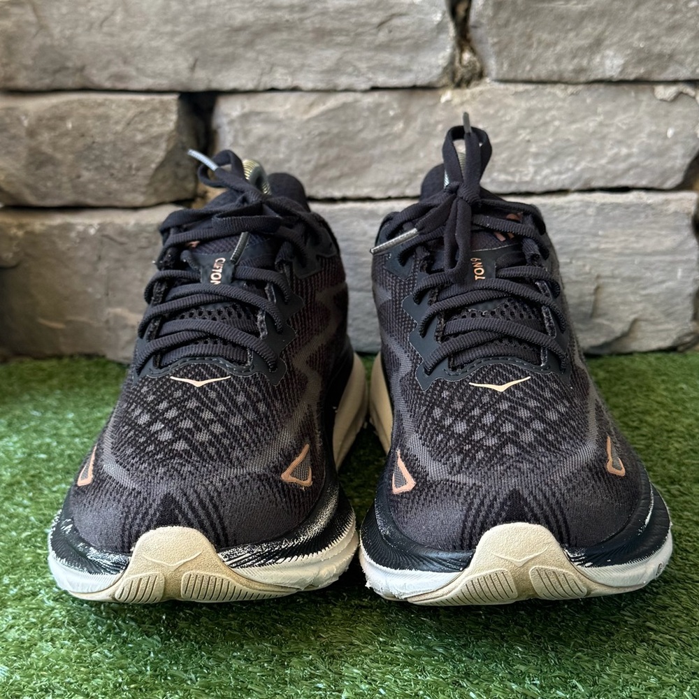 Hoka One One Black Clifton 9 Women’s Sneakers - Picture 4 of 12